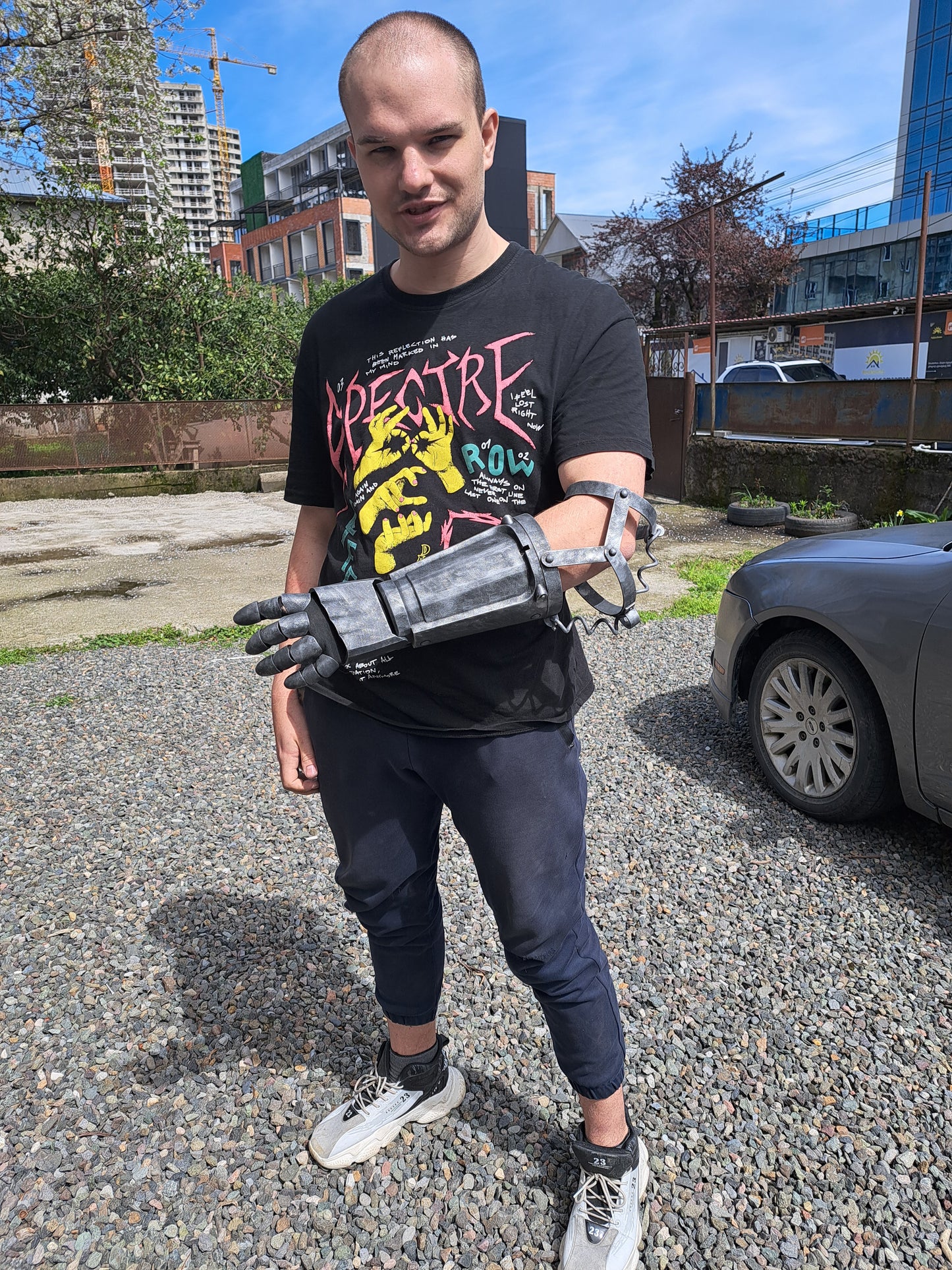 Berserk Guts arm