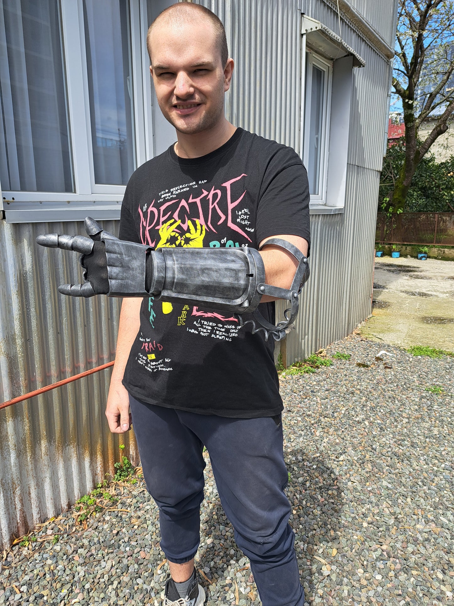 Berserk Guts arm