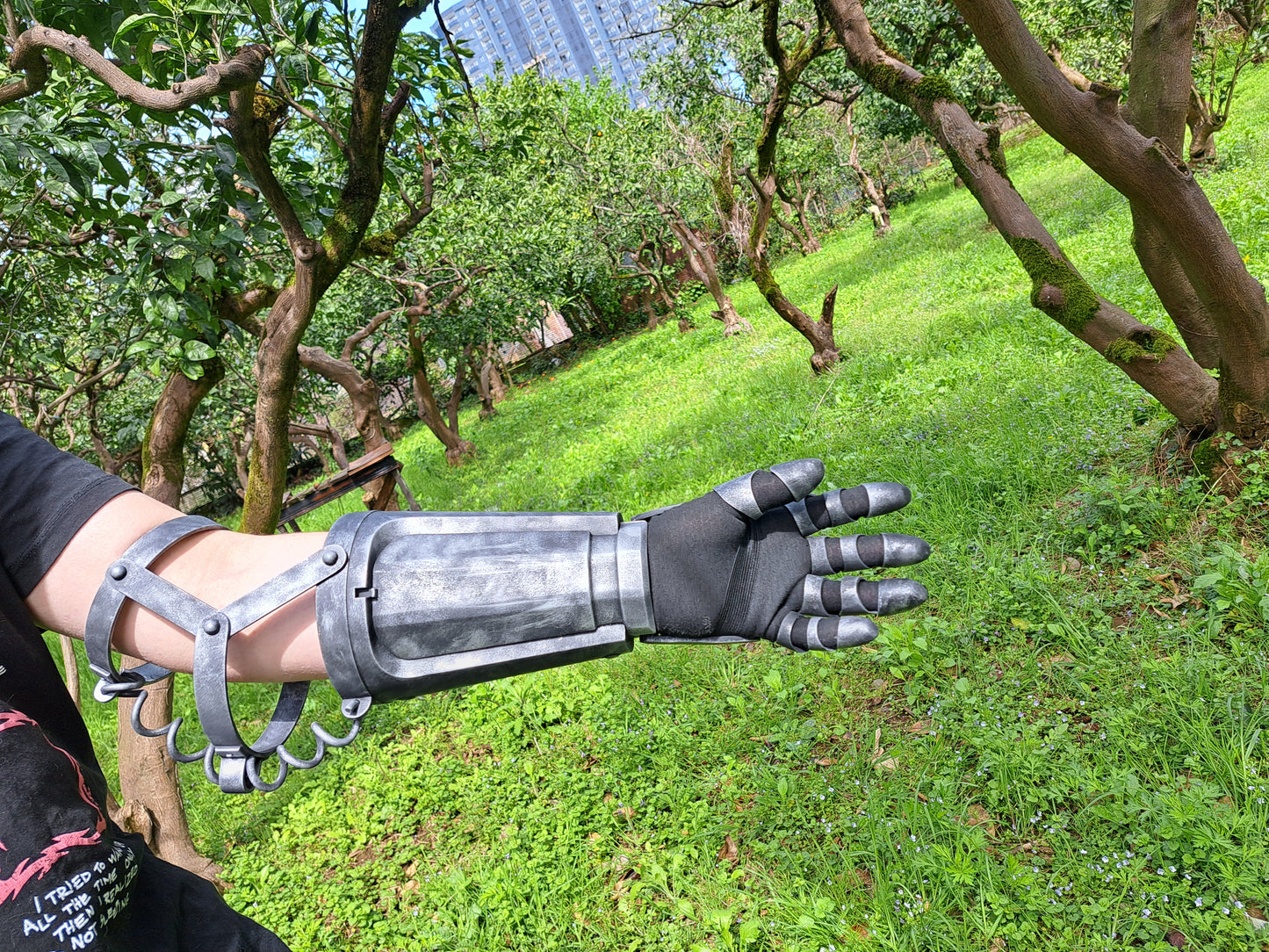 Berserk Guts arm